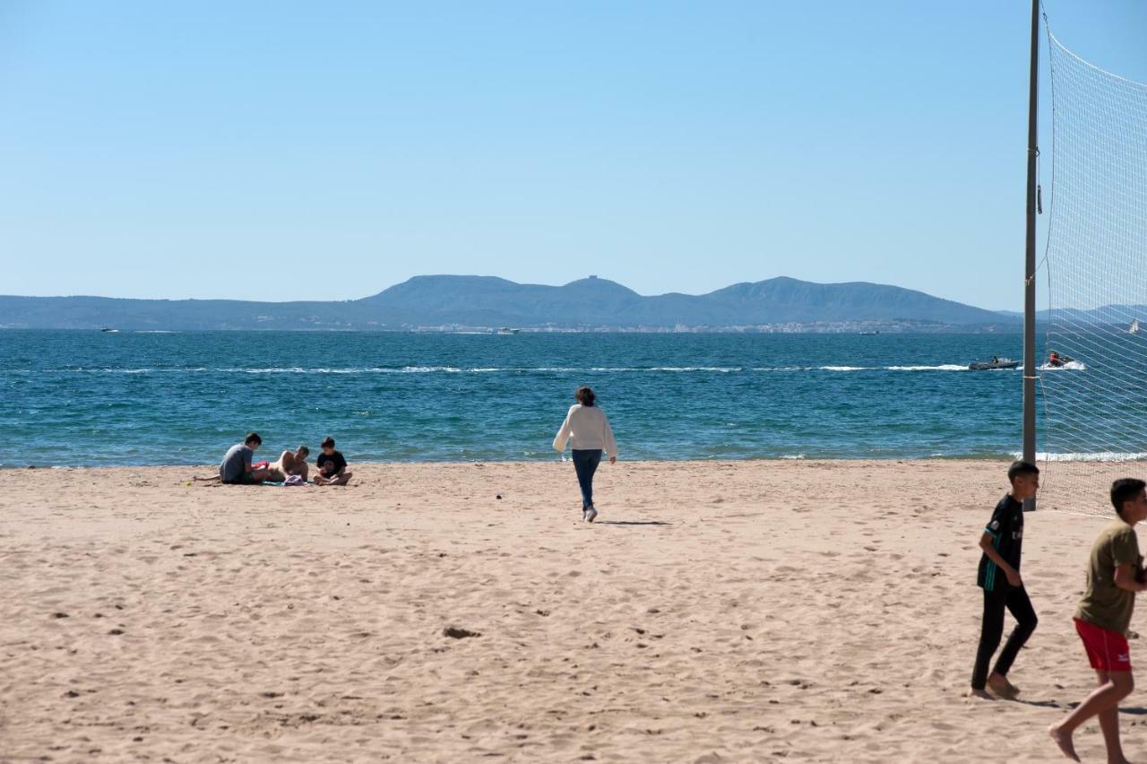 Apartamento A Pie De Playa, Climatizado Y Parking Roses Buitenkant foto