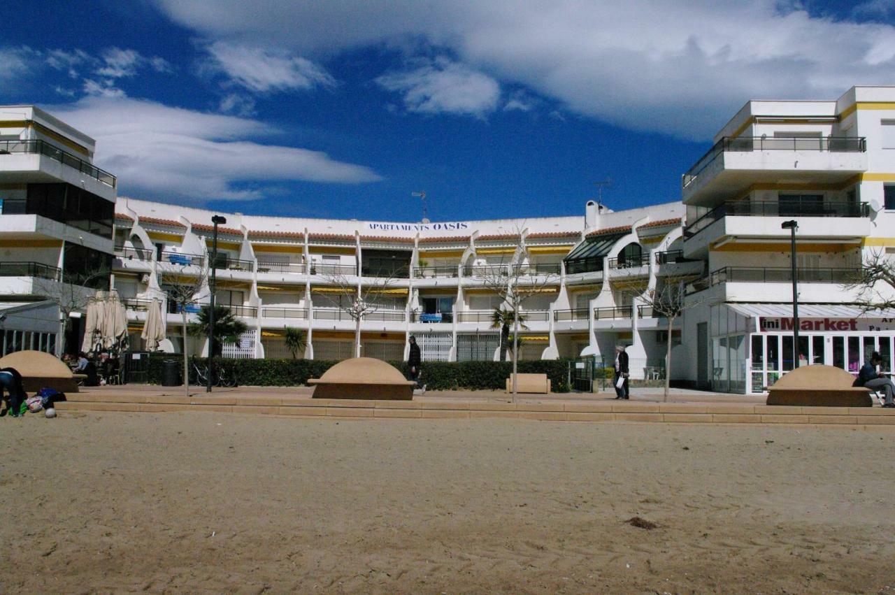 Apartamento A Pie De Playa, Climatizado Y Parking Roses Buitenkant foto